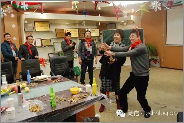 乐鱼网页版-员工活动---快乐，是一种向上的力量